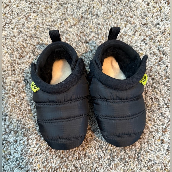 The North Face Baby Tasman LTA Winter/Snow Slipper Size 4/5 - Picture 1 of 3